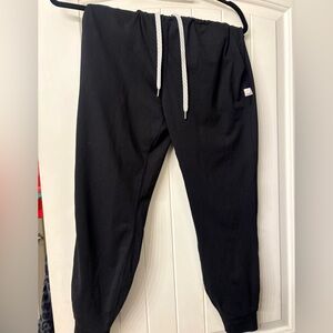 Vuori joggers